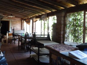 A workshop at Arte Papel Vista Hermosa